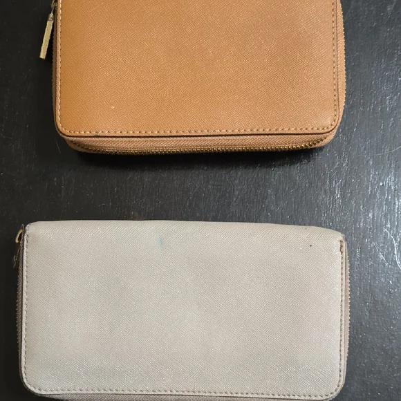 Tory Burch Brown and Cream Wallet Duo - Picture 2 of 8